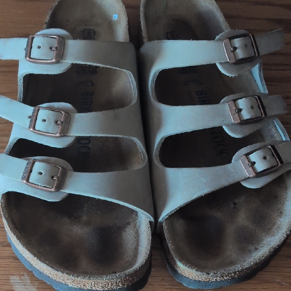 Birkenstock Women's Florida Sandals.  Size 38.  Soft Footbed